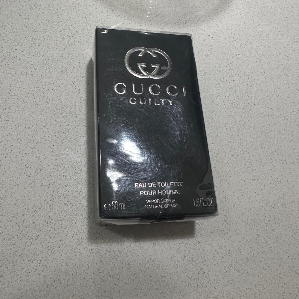 Men’s cologne